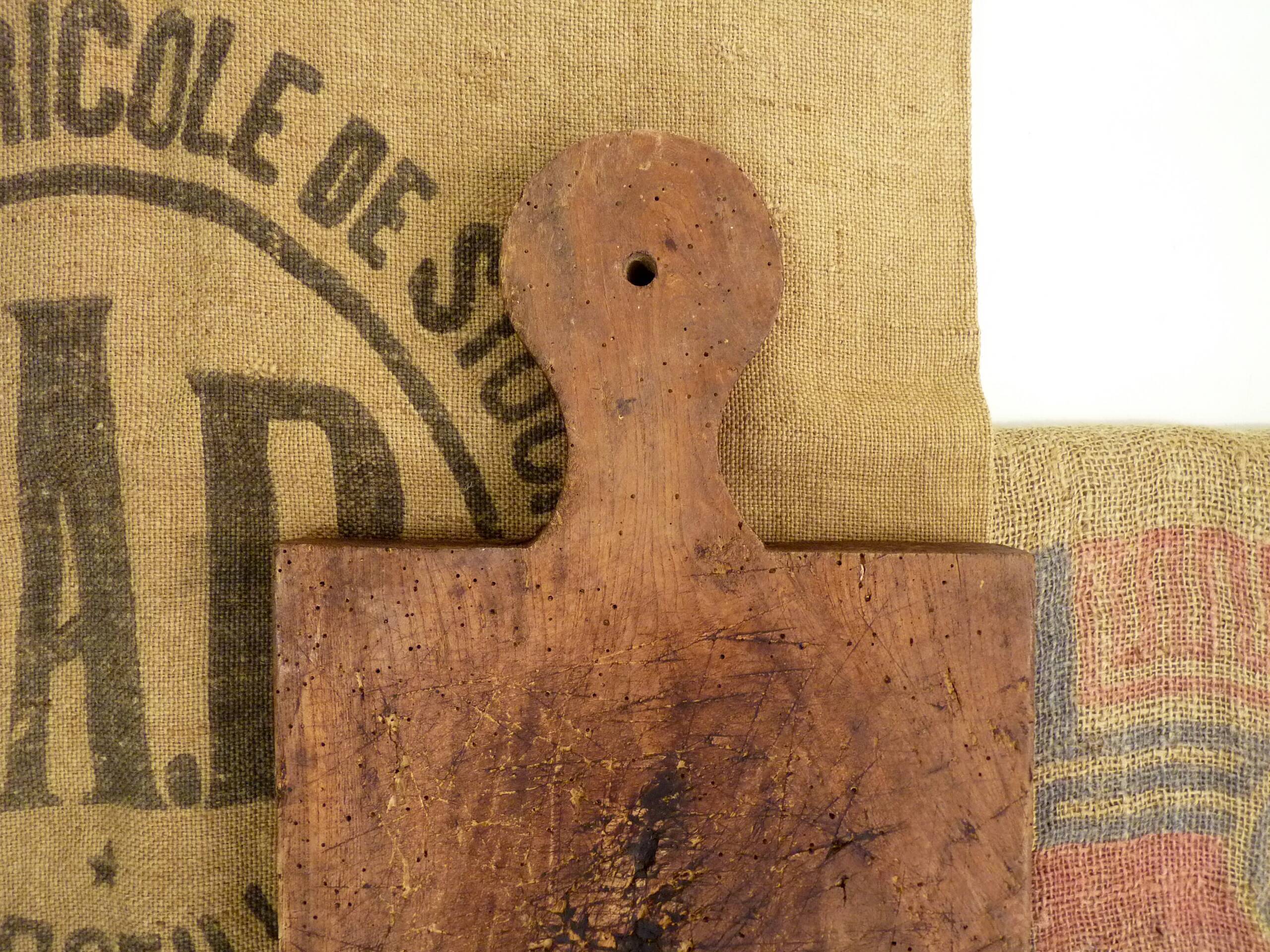 Cutting board, wooden cutting log
