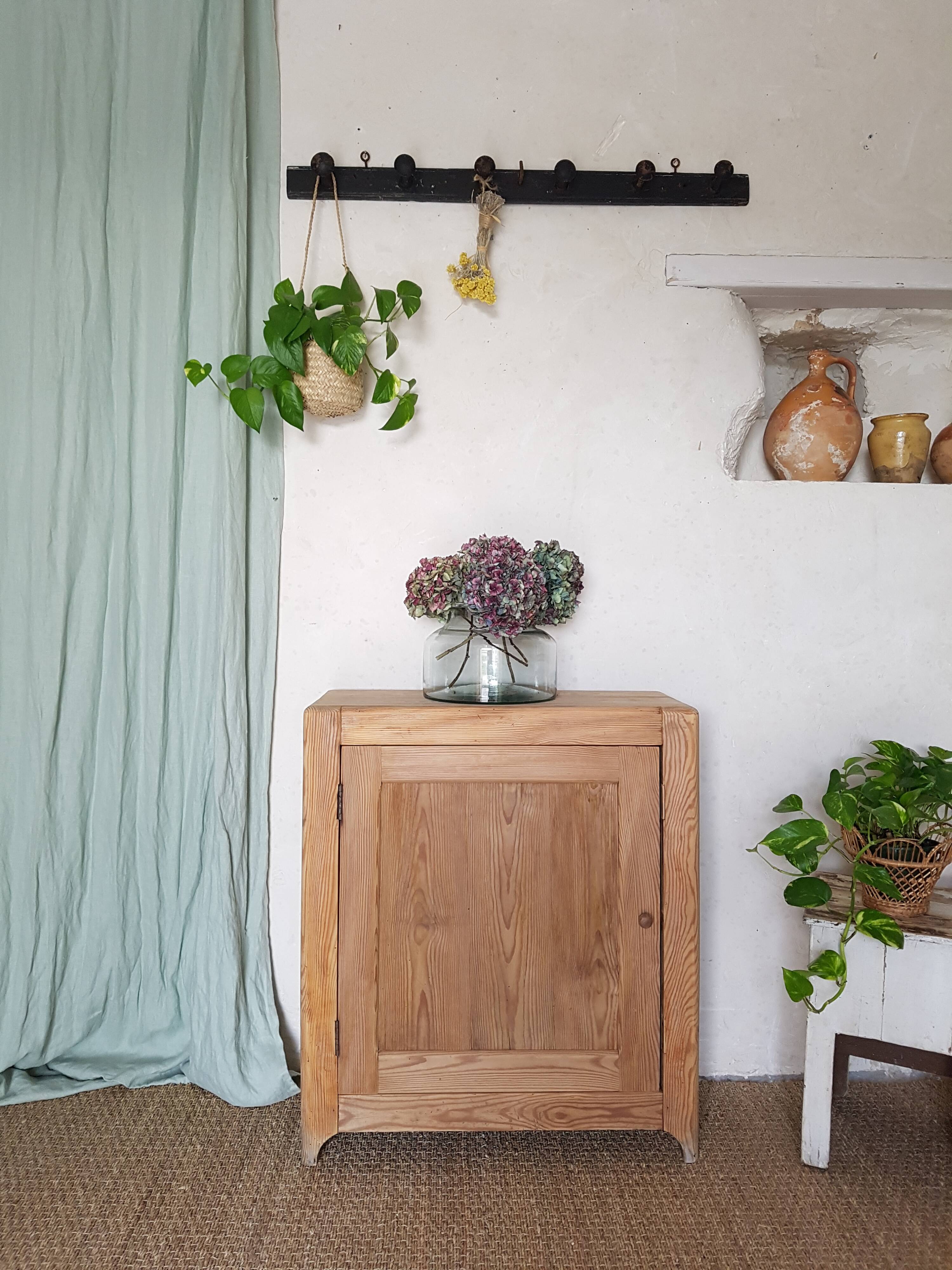 Raw wooden jam maker