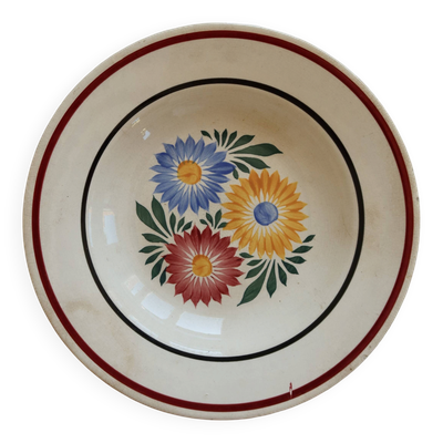Assiette creuse ancienne en terre de fer Creil et Montereau Veritas