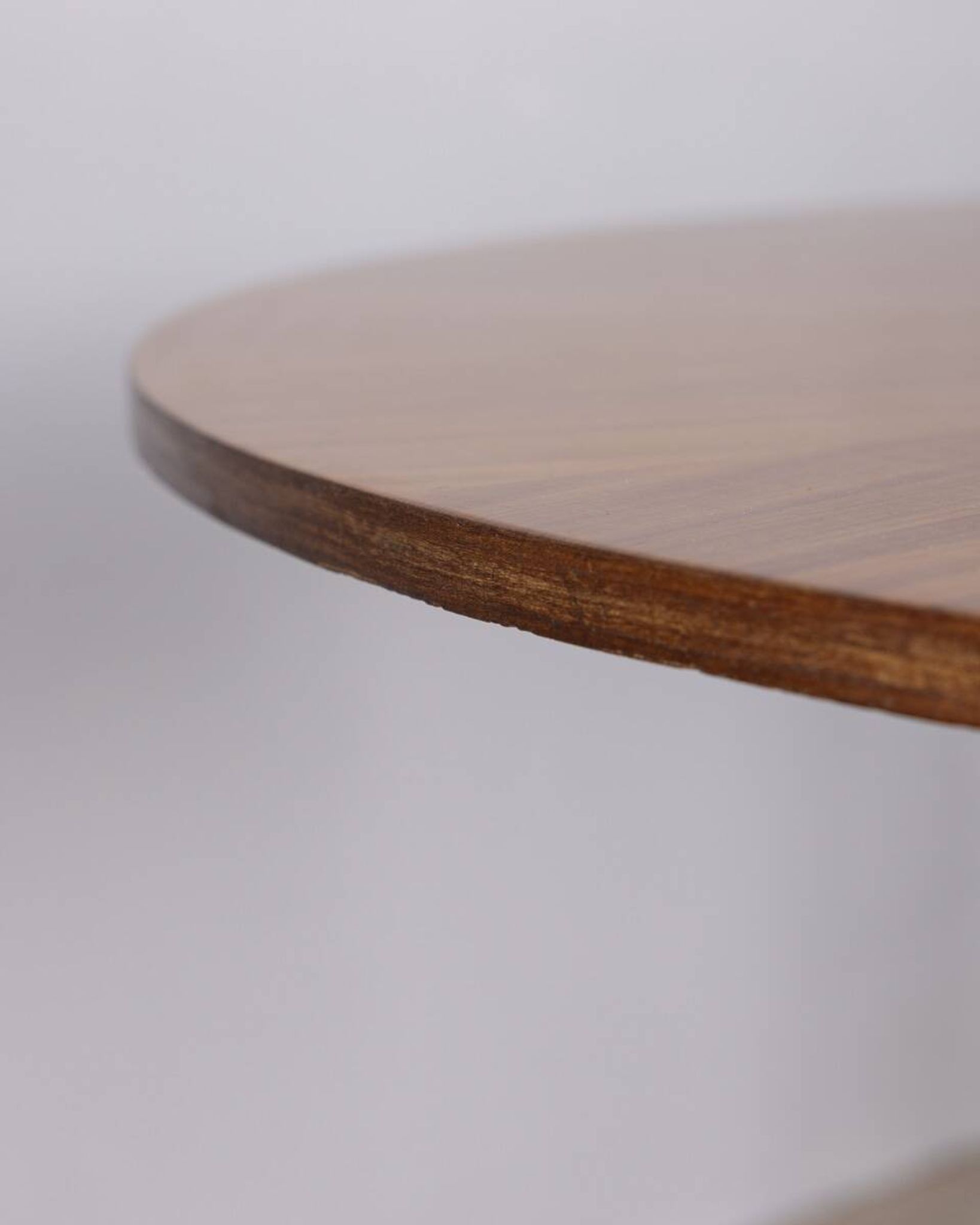 Vintage wooden round table from 1960s designed by Carlo Ratti for Lissoni