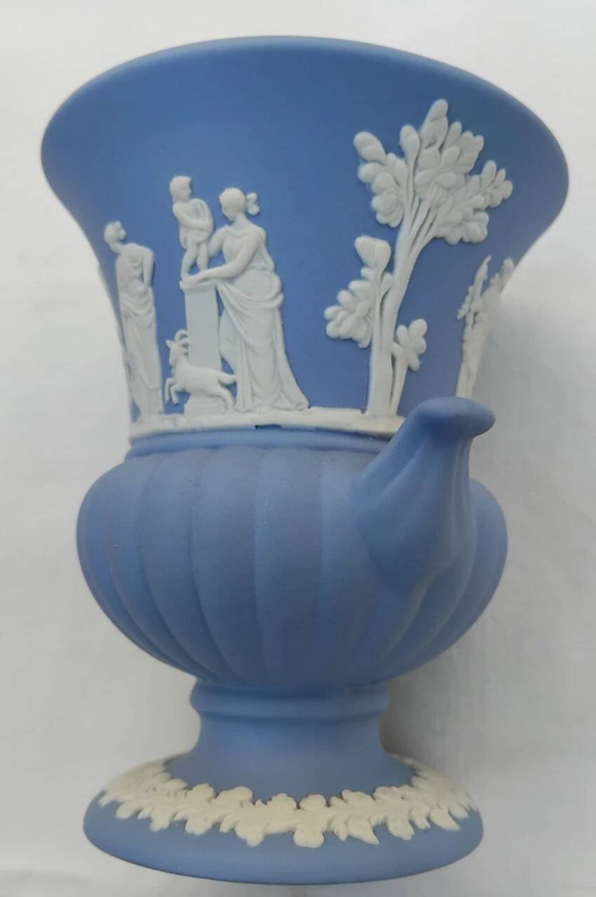 Collection - Set of 4 Decorative Pieces in Wedgwood Jasper