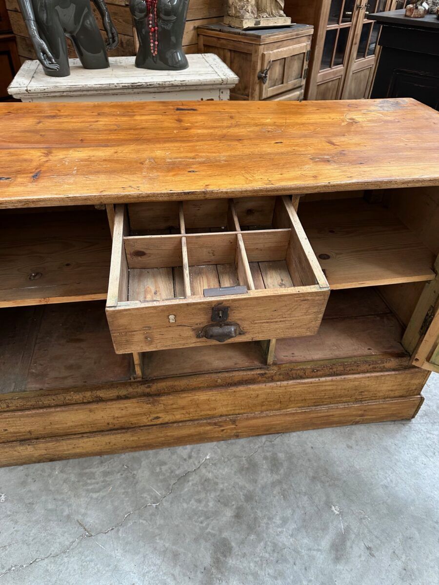 Shop counter early 20th century