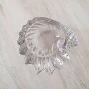 Shell-shaped glass pocket tray