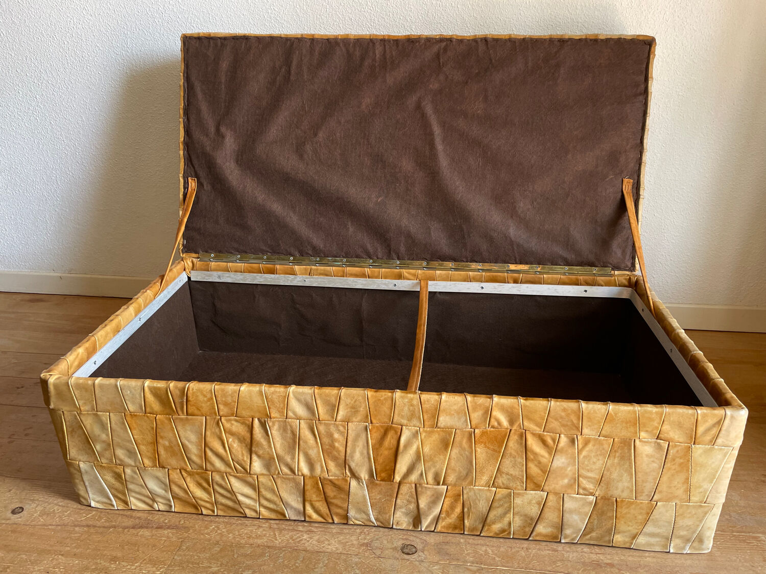 Banc pouf coffre en cuir patchwork  De Sède