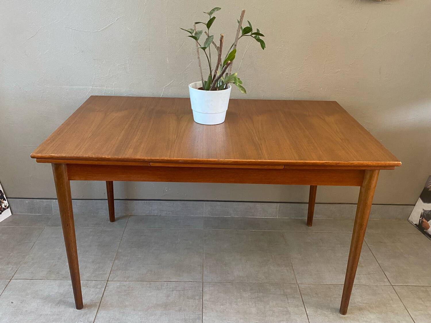 Vintage teak table with extensions