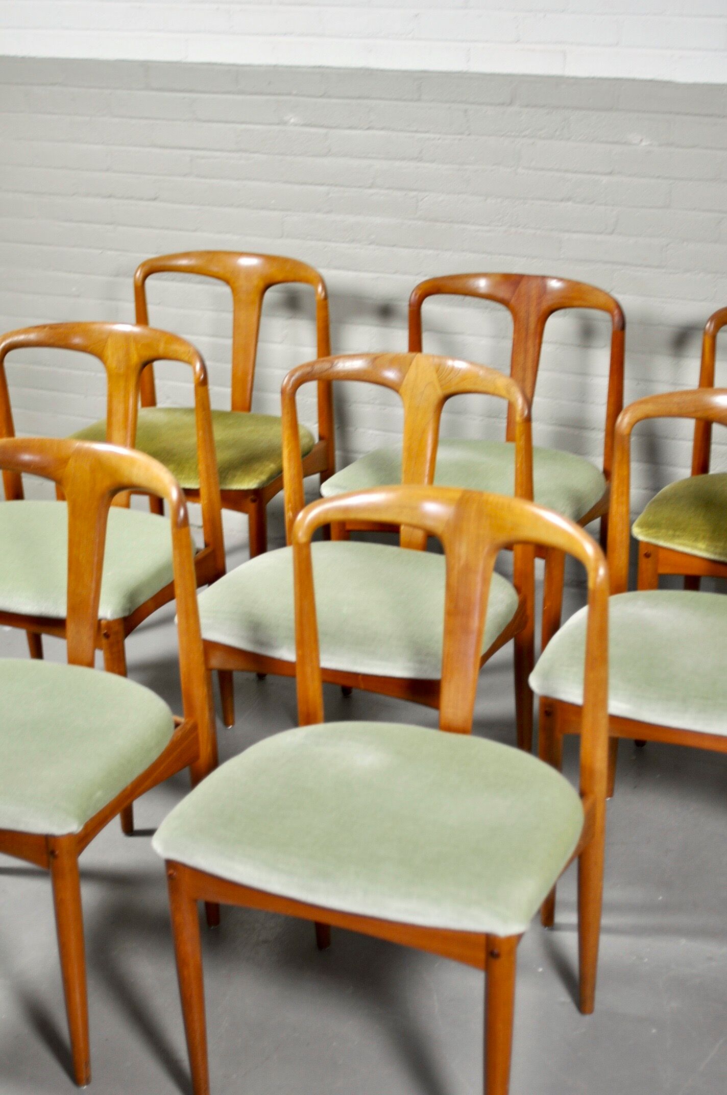Set of 8 teak 'Juliane' Dining Chairs by Johannes Andersen