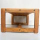 table basse en pin brutaliste