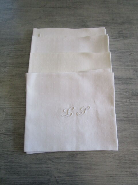 8 embroidered antique damask-monogrammed towels:81x68cm