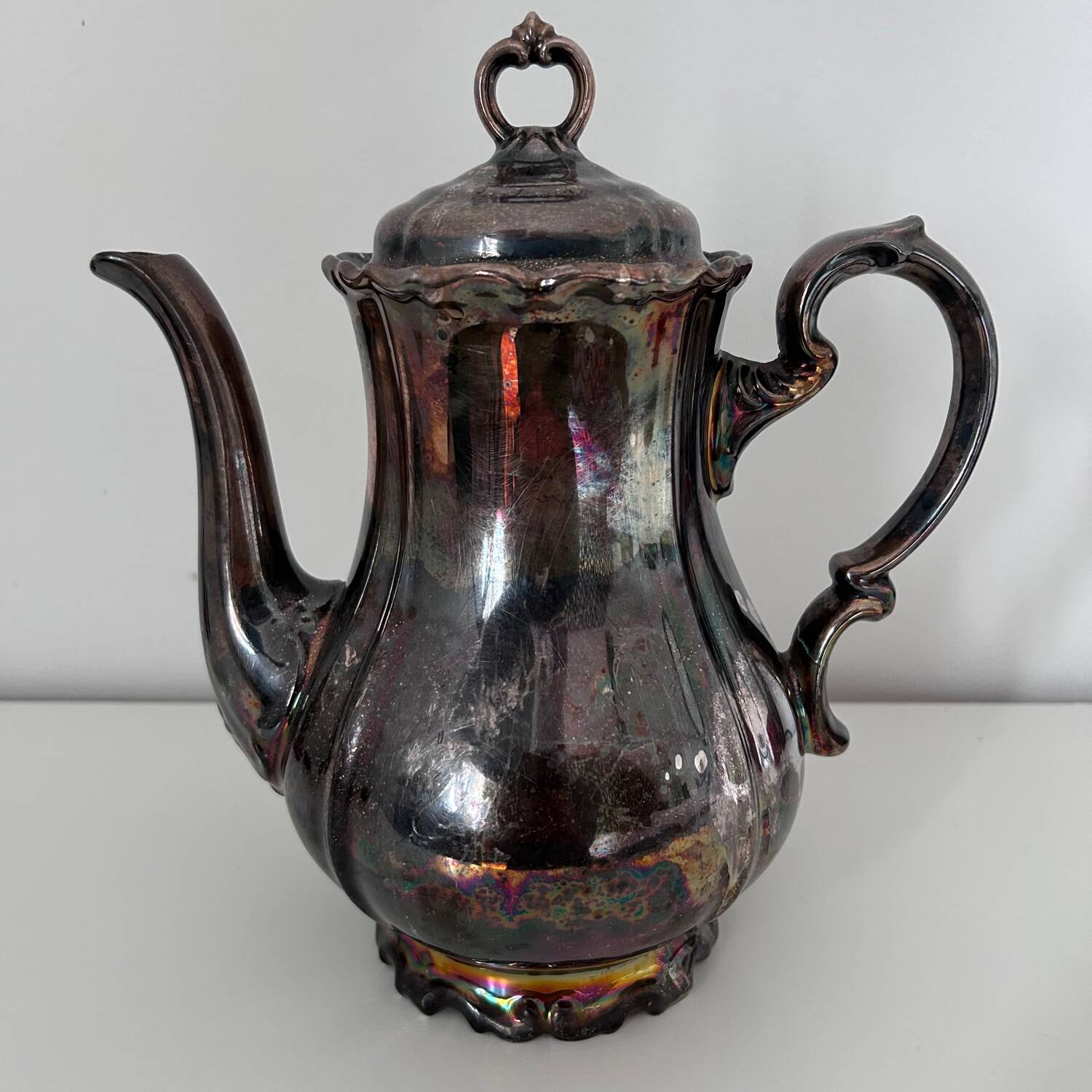 Metallic porcelain coffee pot