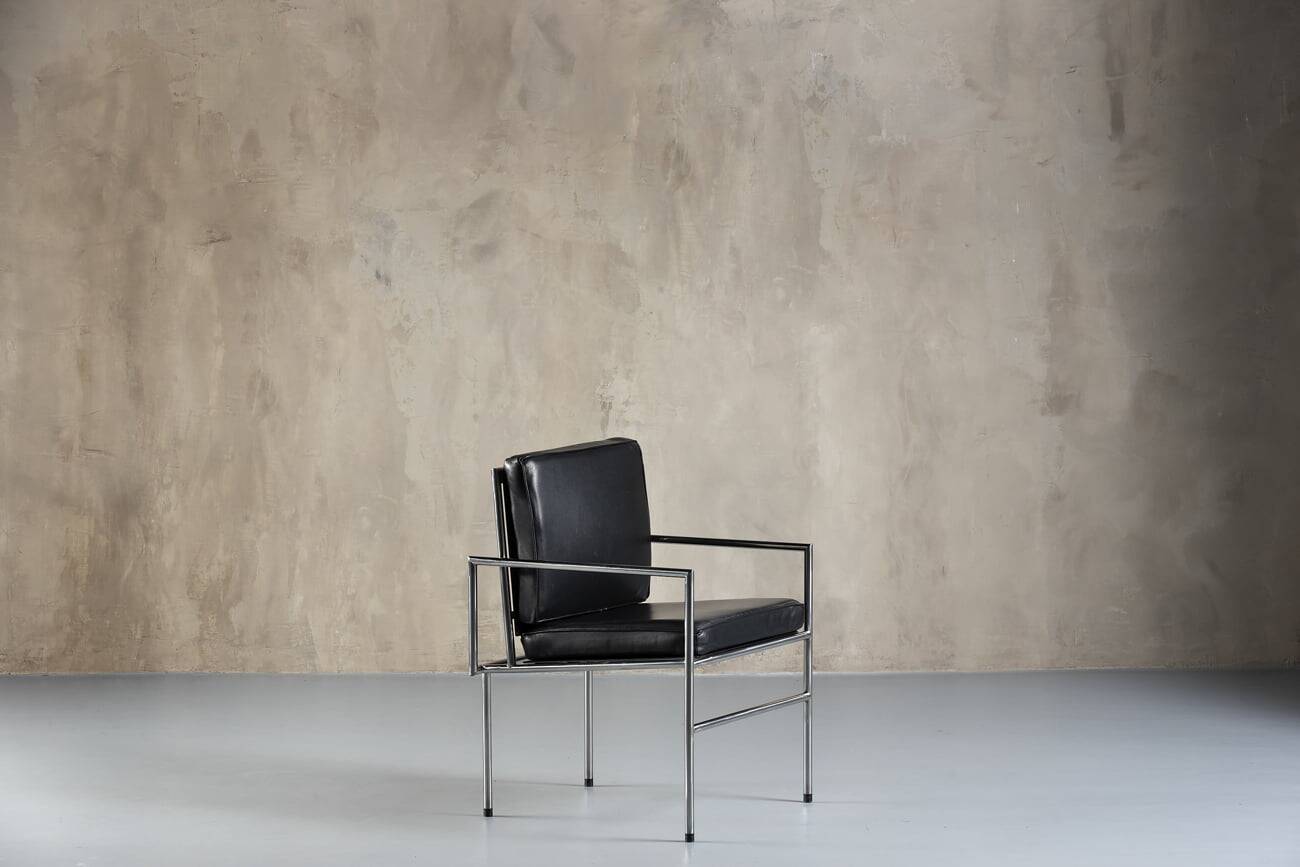 Leather armchair in aluminium, Italy, 1970s