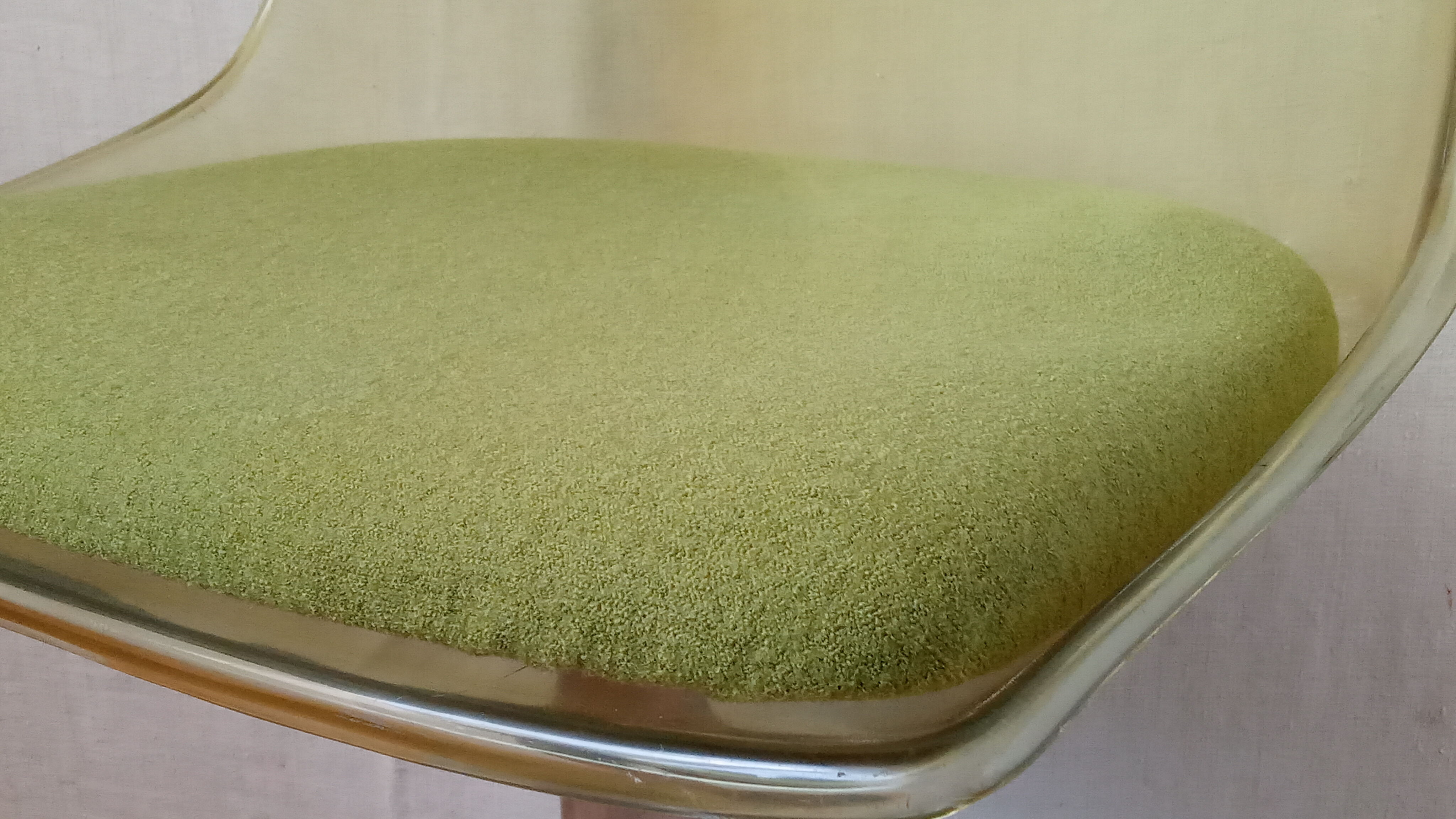 1970 swivel tulip foot chair