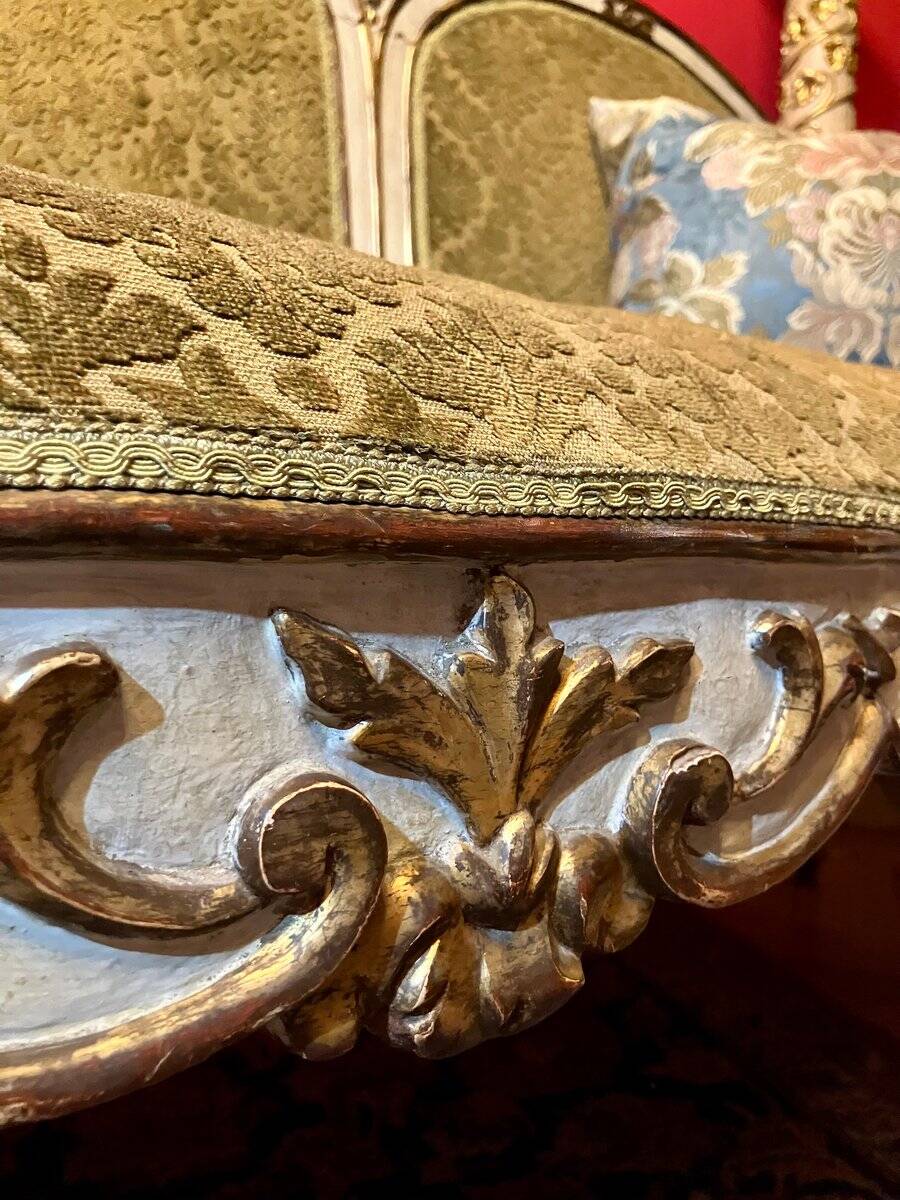 Antique Italian Baroque Louis XIV Lacquered and Parcel Gilt Sofa, 1600s