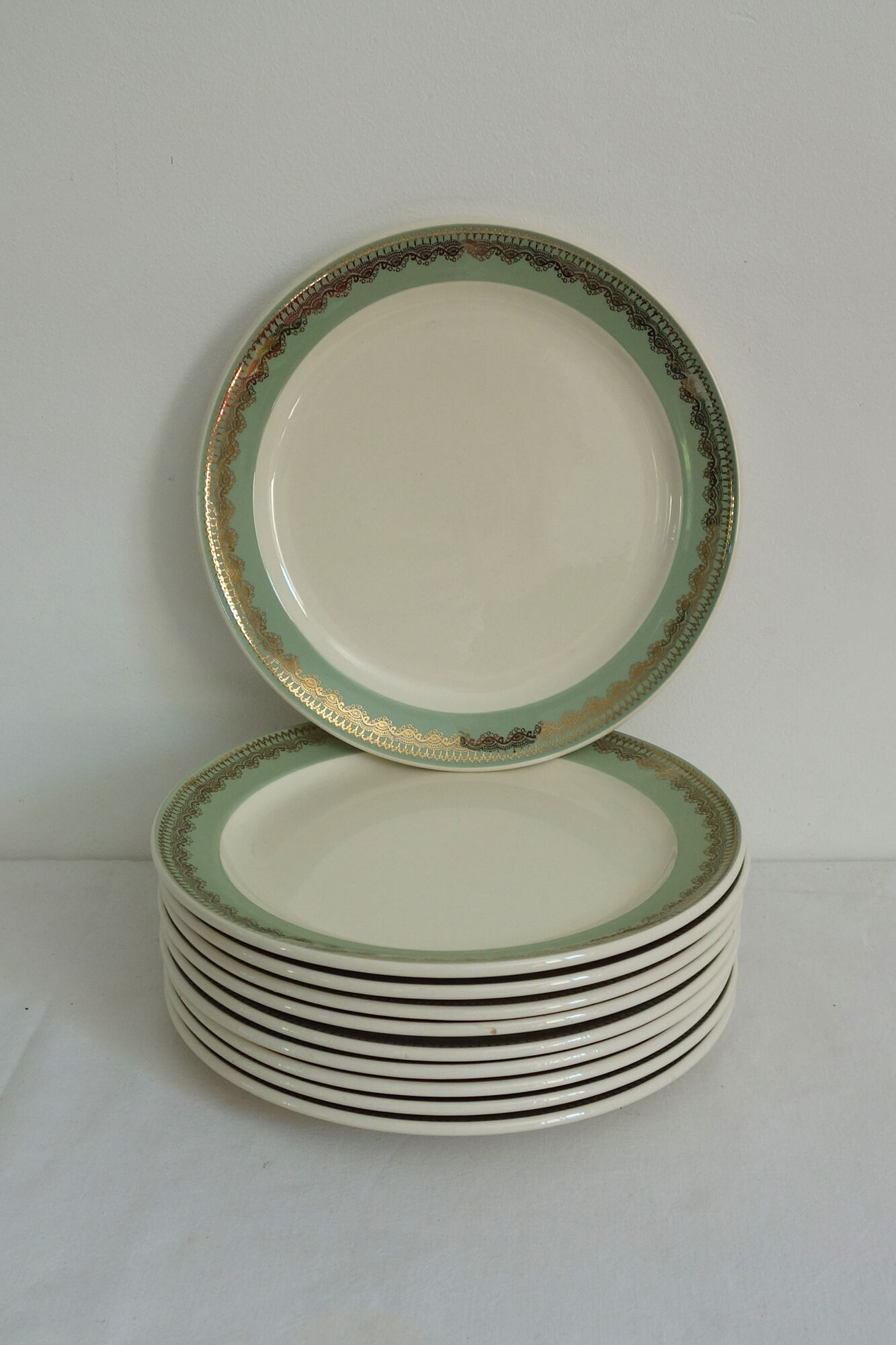 Set of 10 flat plates Villeroy and Boch, vintage Mettlach