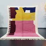 Beni Ouraine handwoven rug, traditional style, size 100 x 200 cm