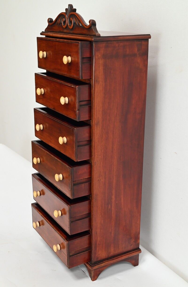 Mahogany drawer cabinet – 1960