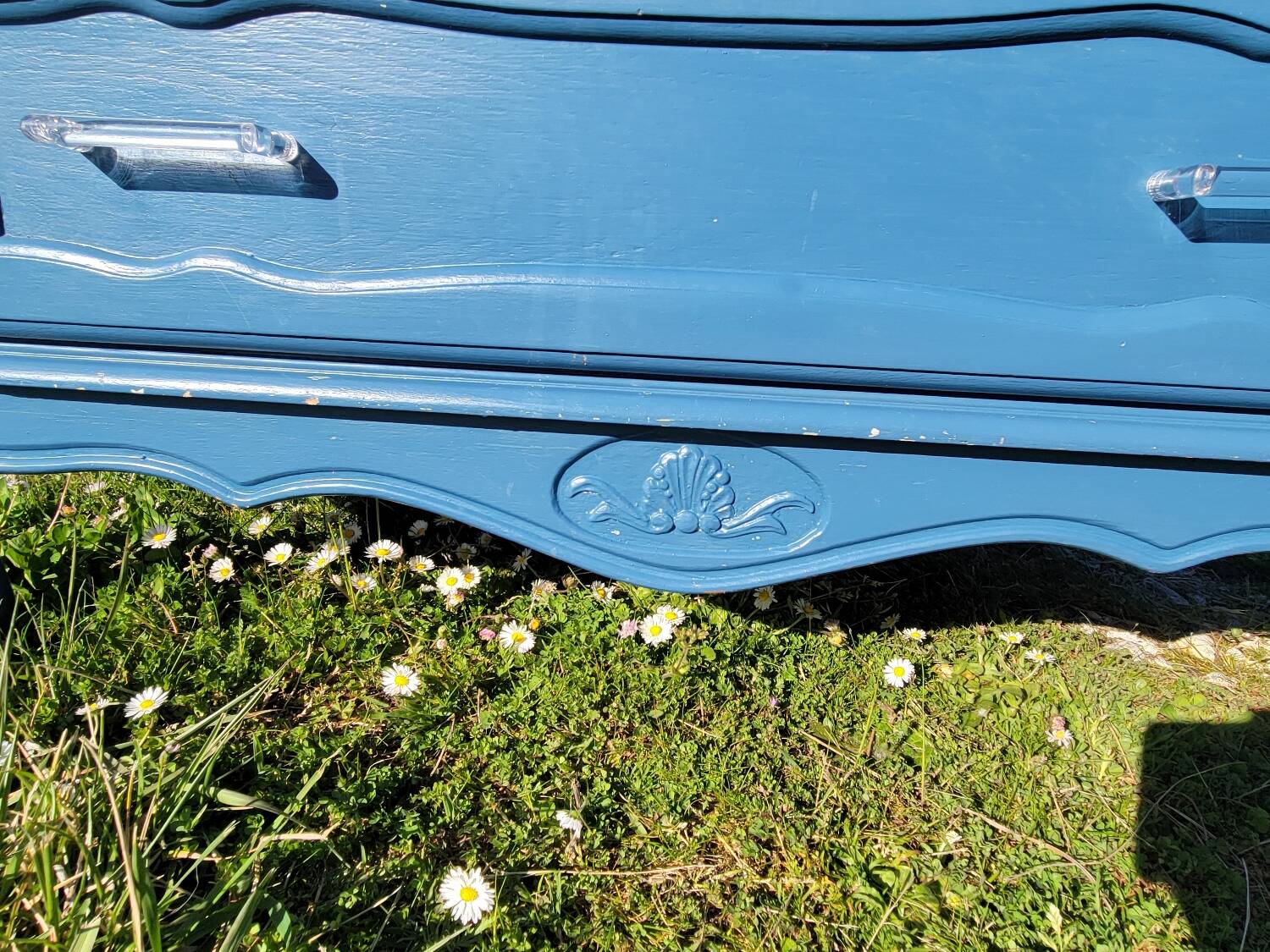 Louis XV style chest of drawers