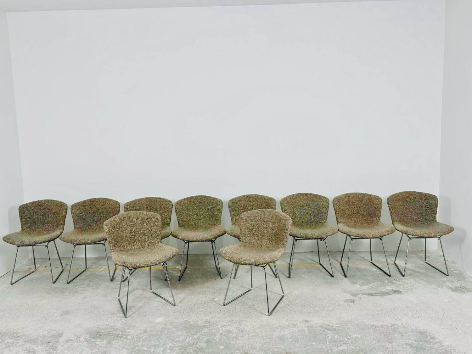 Set of 10 Wire chairs by Harry Bertoia for Knoll