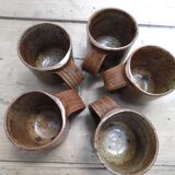 Cinq tasses à café en grès