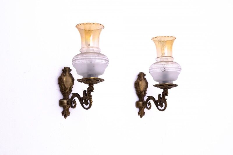 Paire d'appliques murales en laiton, début du XXe siècle, Pologne.