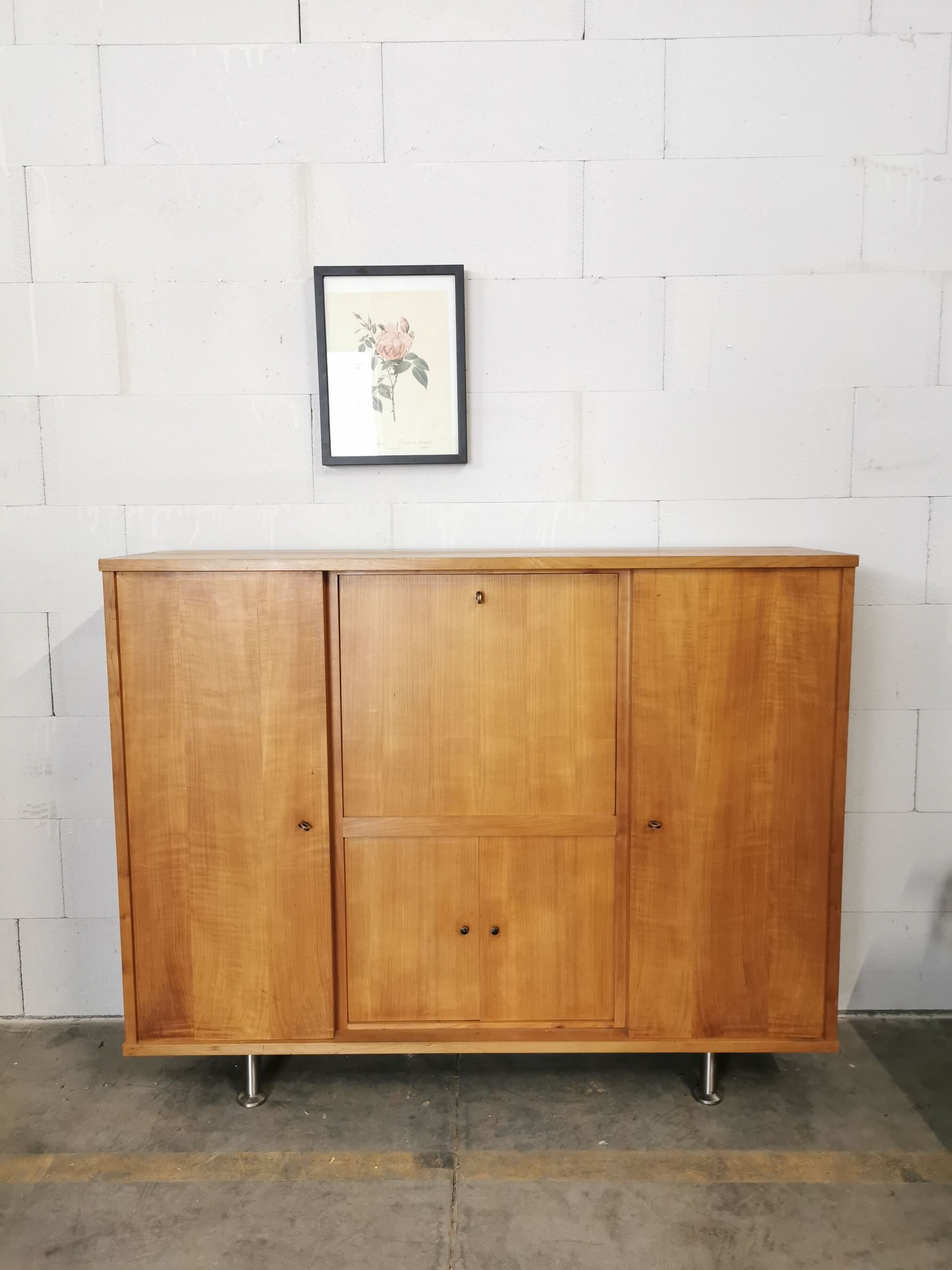 Vintage bahut buffet