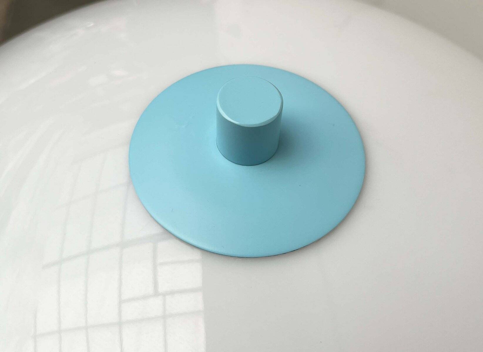 Lampe sur pied et lampe de table postmoderne allemande avec motif tourbillon bleu clair et blanc, années 1980, lot de 2
