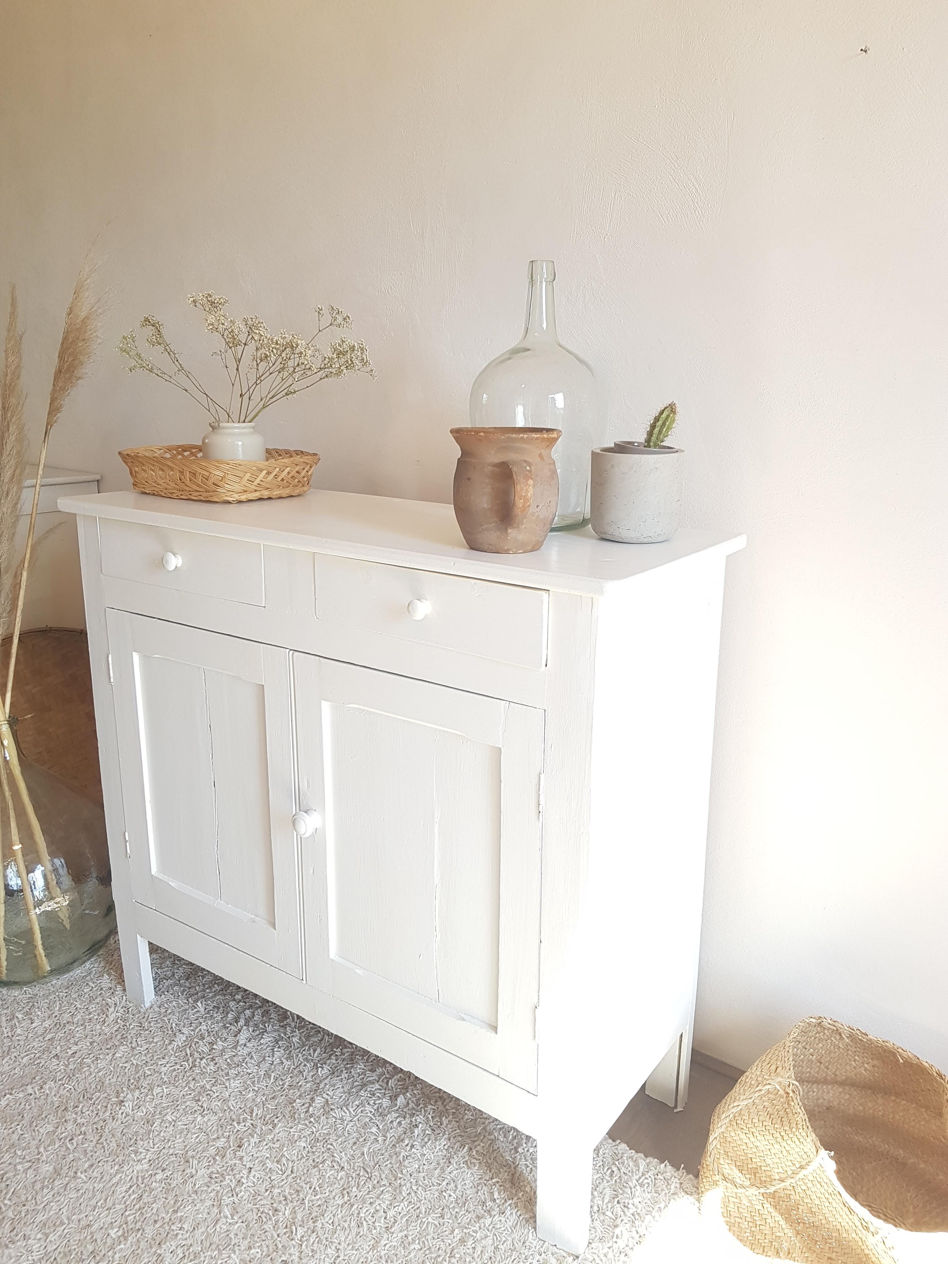 Old white Parisian buffet