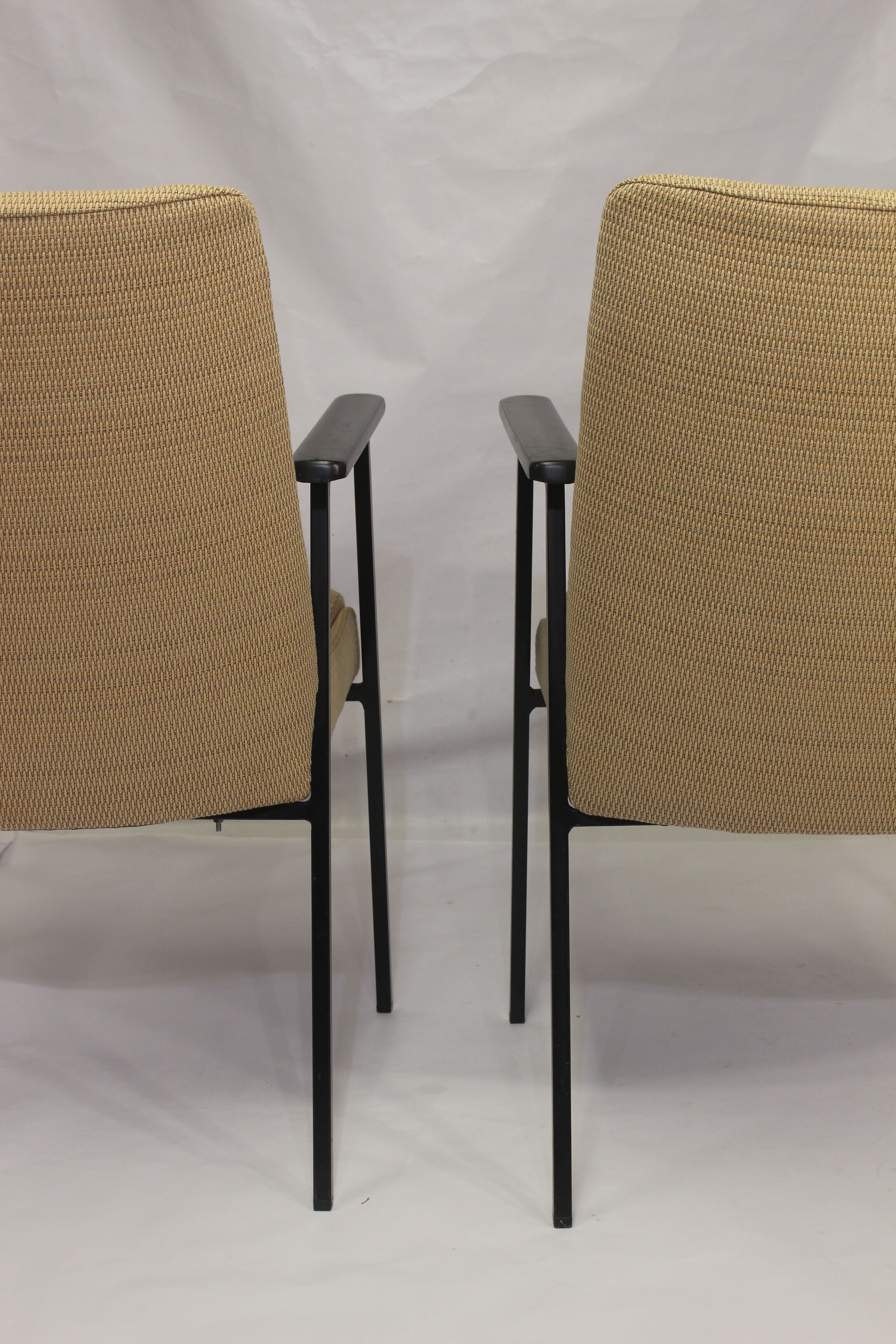 Pair of armchairs by Mauser, 1960