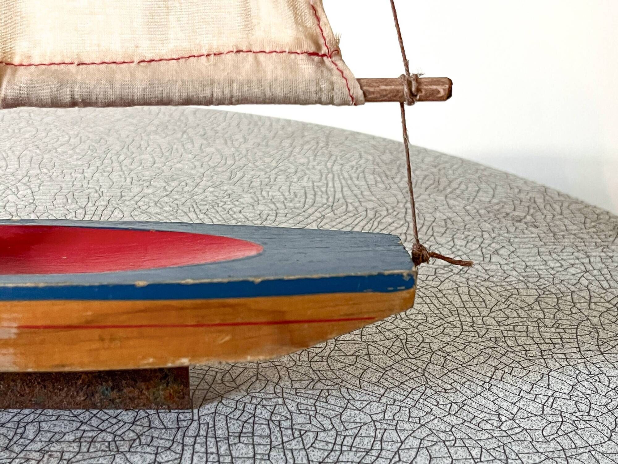 Giraud Sauveur brand half-deep hull basin sailing barge.