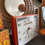 Jaz vintage orange transistor pendulum