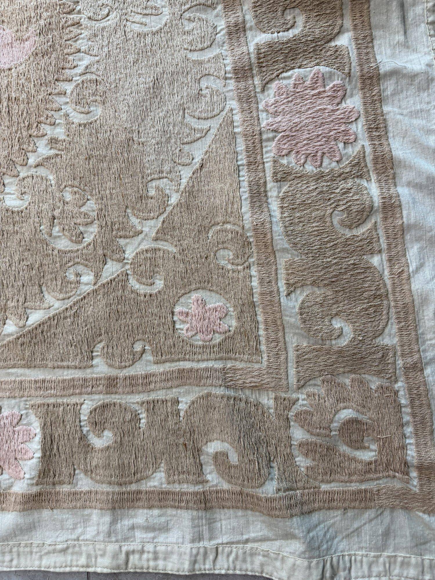 Vintage hand-embroidered tablecloth 130x152 cm