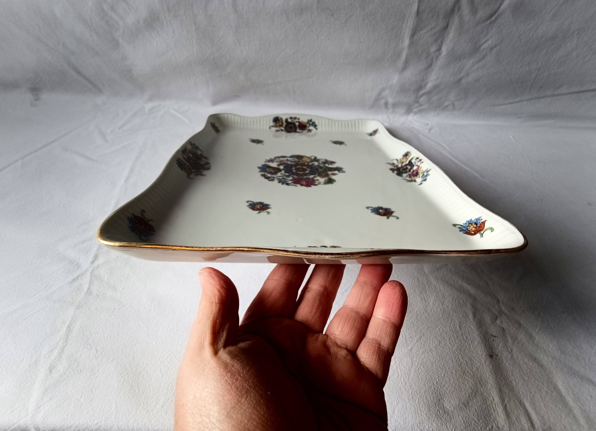 Limoges porcelain tray with floral bouquet motifs, early 20th century