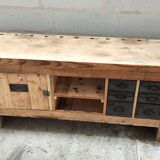 Carpenter's workbench