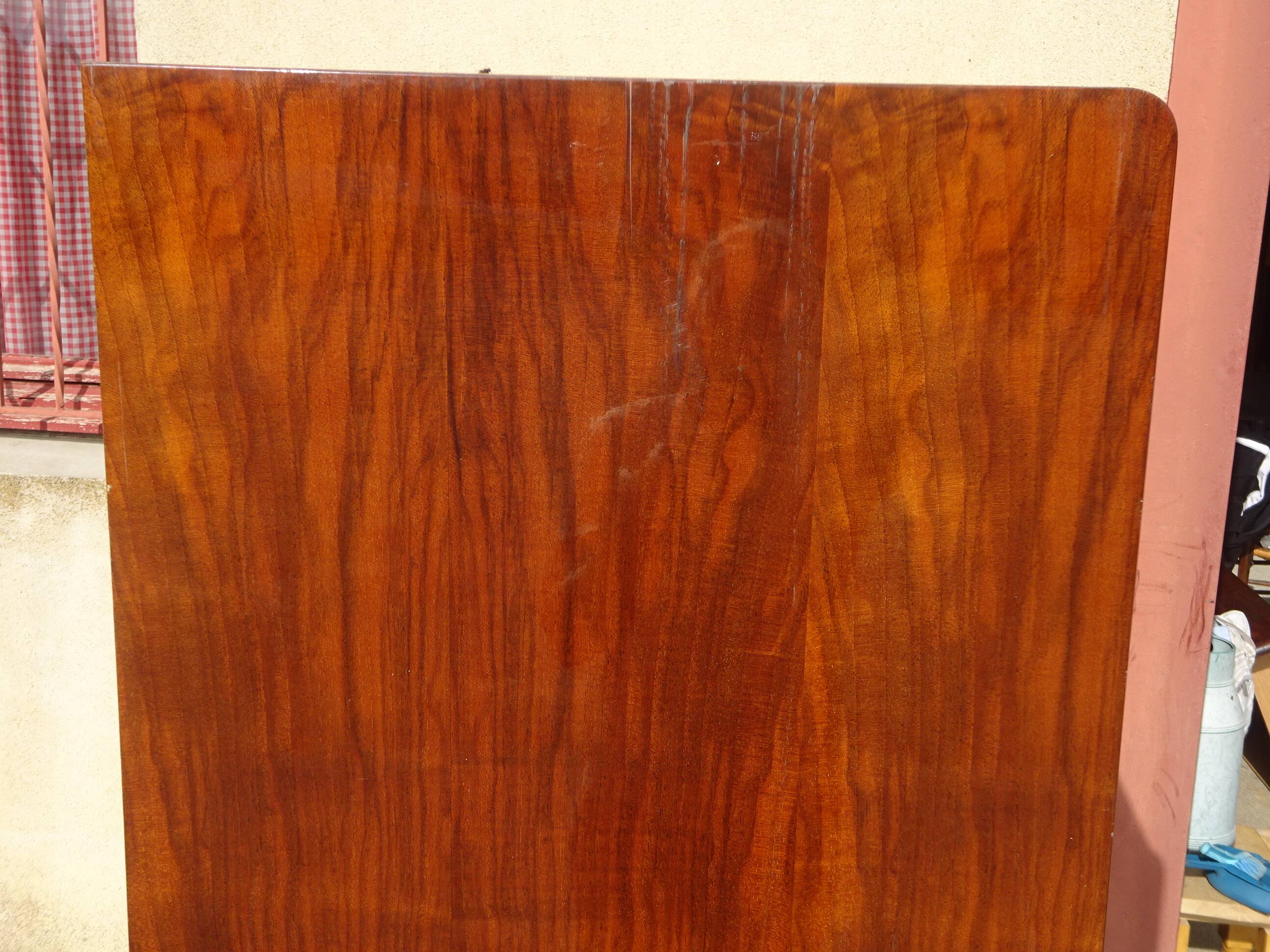 Vintage display cabinet from Maison Capelle