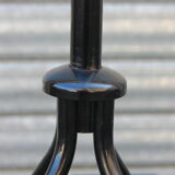 Ball-wearing coat hanger