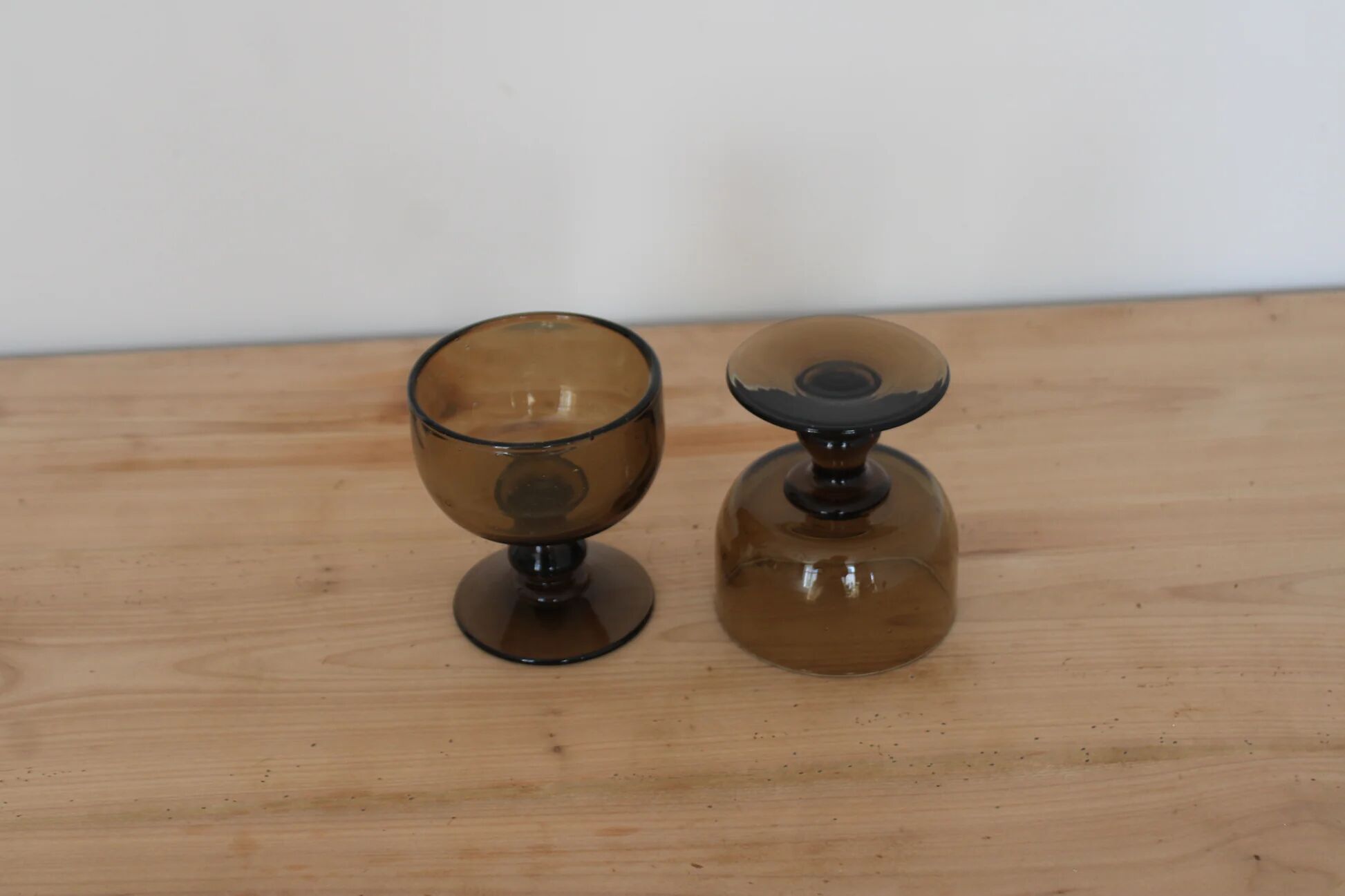 Pair of vintage brown smoked glass cups – 1960s/70s