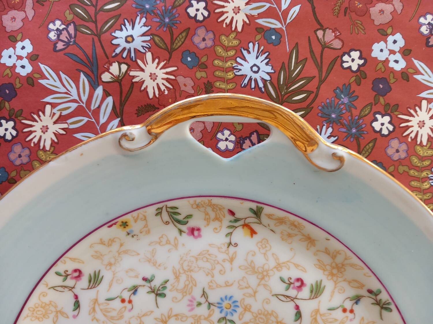 Haviland round serving dish