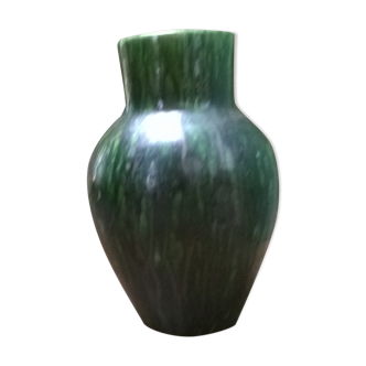 Accolay ceramic vase