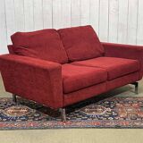 Canapé moderne en tissu et piètement chromé