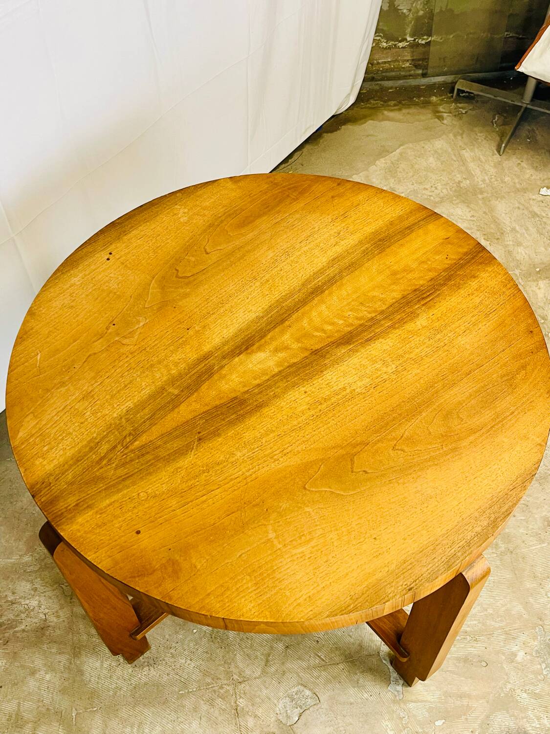 Art Deco round side table
