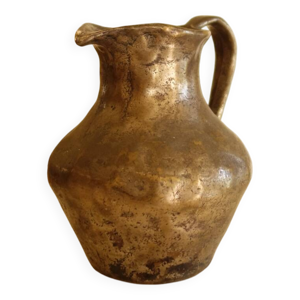 Ancien pichet en metal