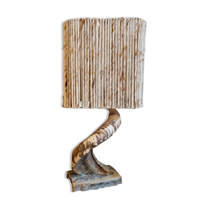 Lampe en corne et laine