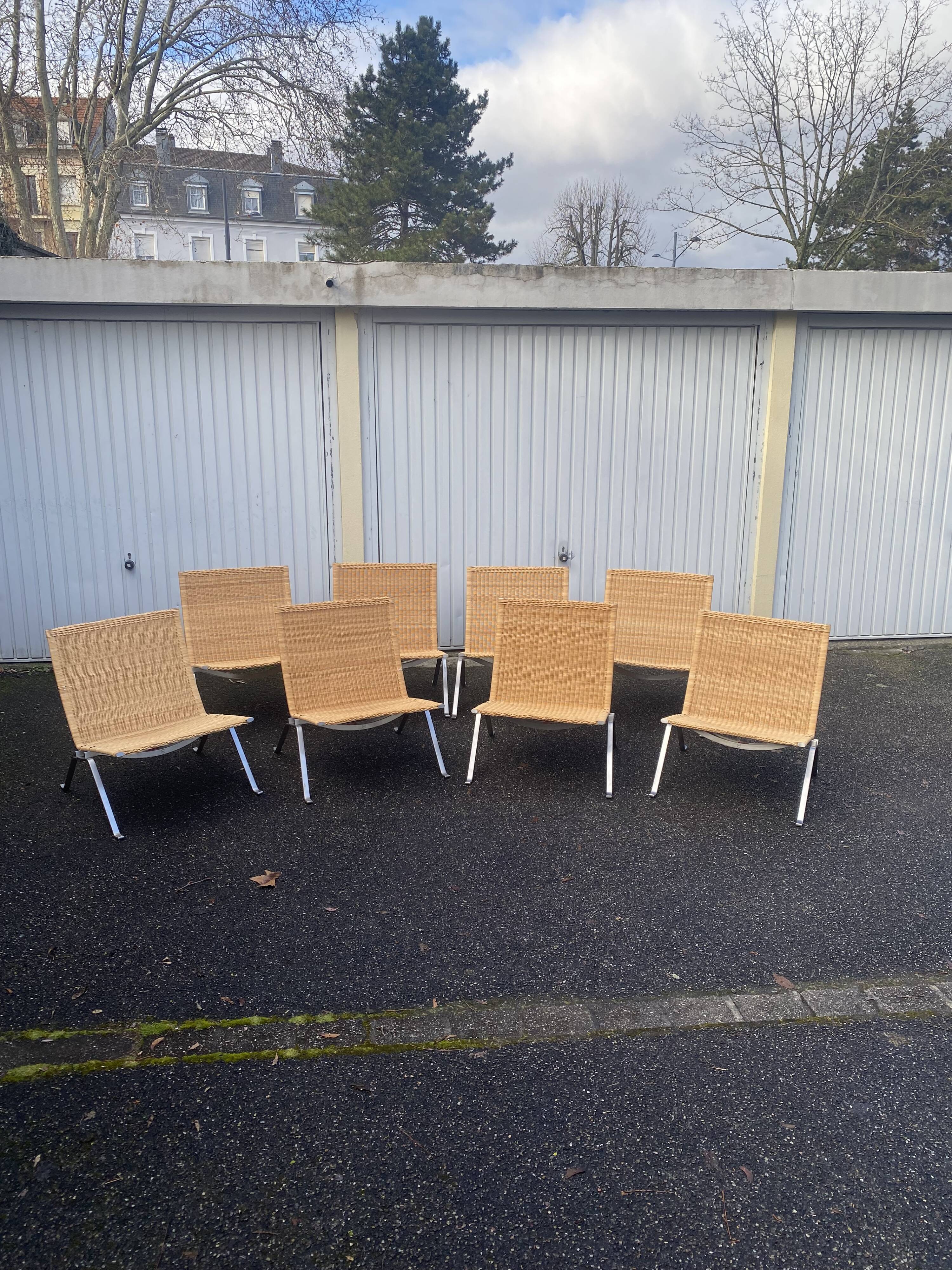 8 fauteuils Pk22 de Poul Kjaerholm , signé Fritz Hansen