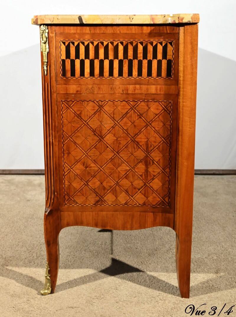 Rosewood and Mahogany chest of drawers, Louis XV / Louis XVI Transition style – Late 19th century