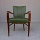 Paire de fauteuils 1940 en skaï vert et hêtre