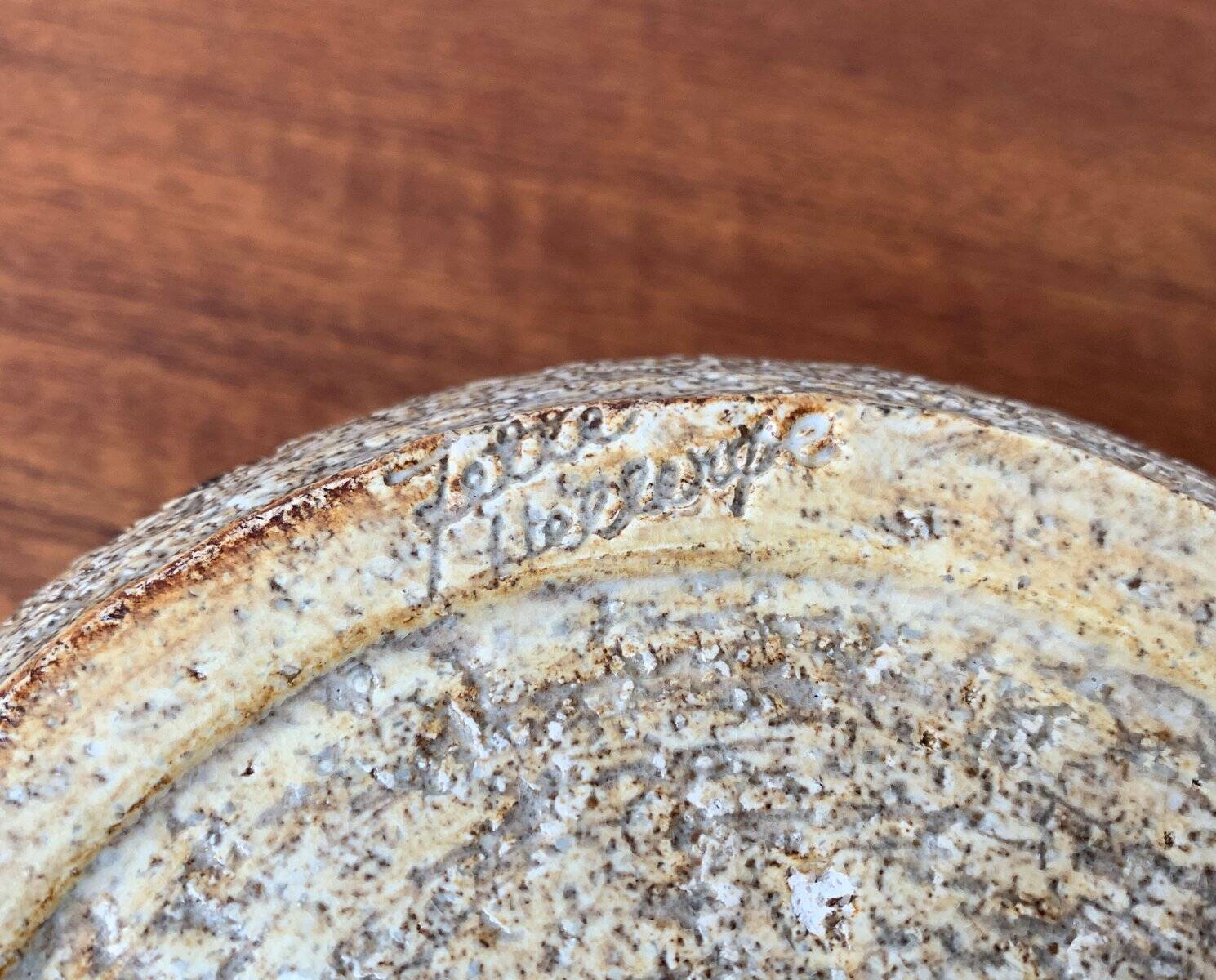 Vintage ceramic bowl by Jette Hellerøe.
