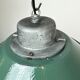 Suspension industrielle en émail vert et fonte, années 1960