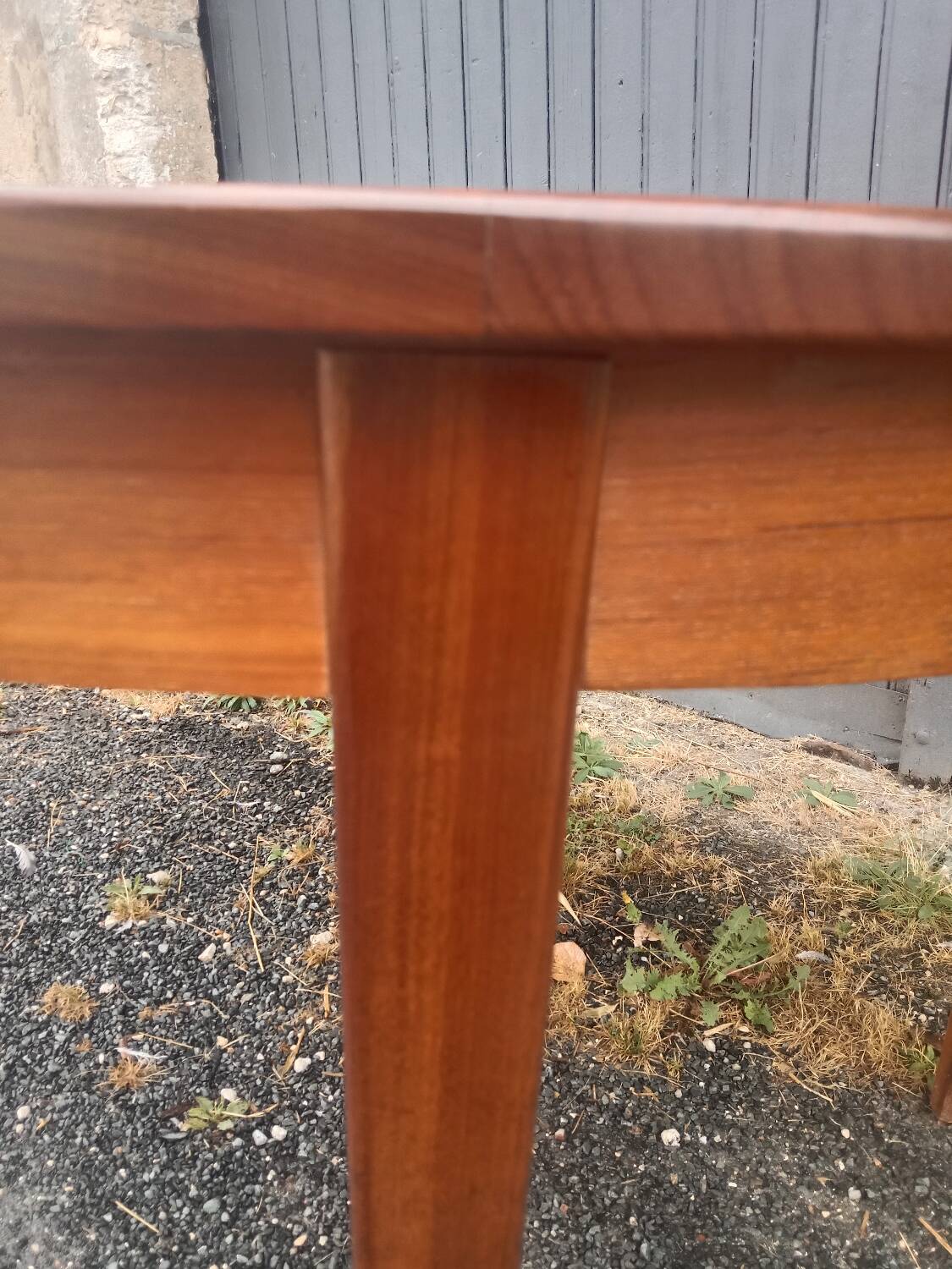 Table ronde scandinave à rallonges