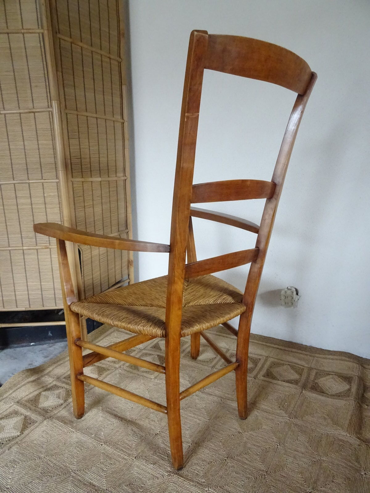 Mulched armchair high backrest