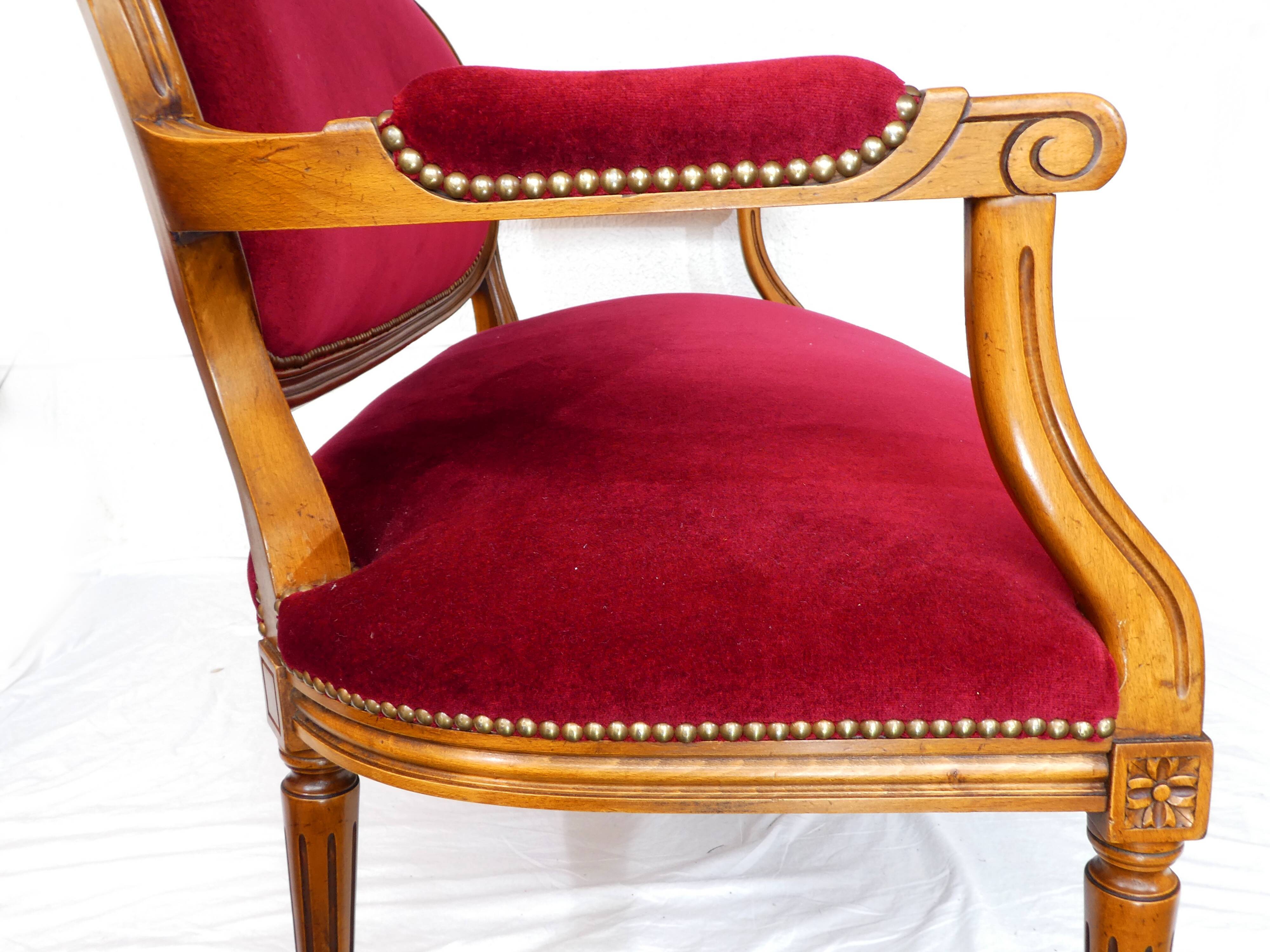 Louis XVI style bench in natural wood