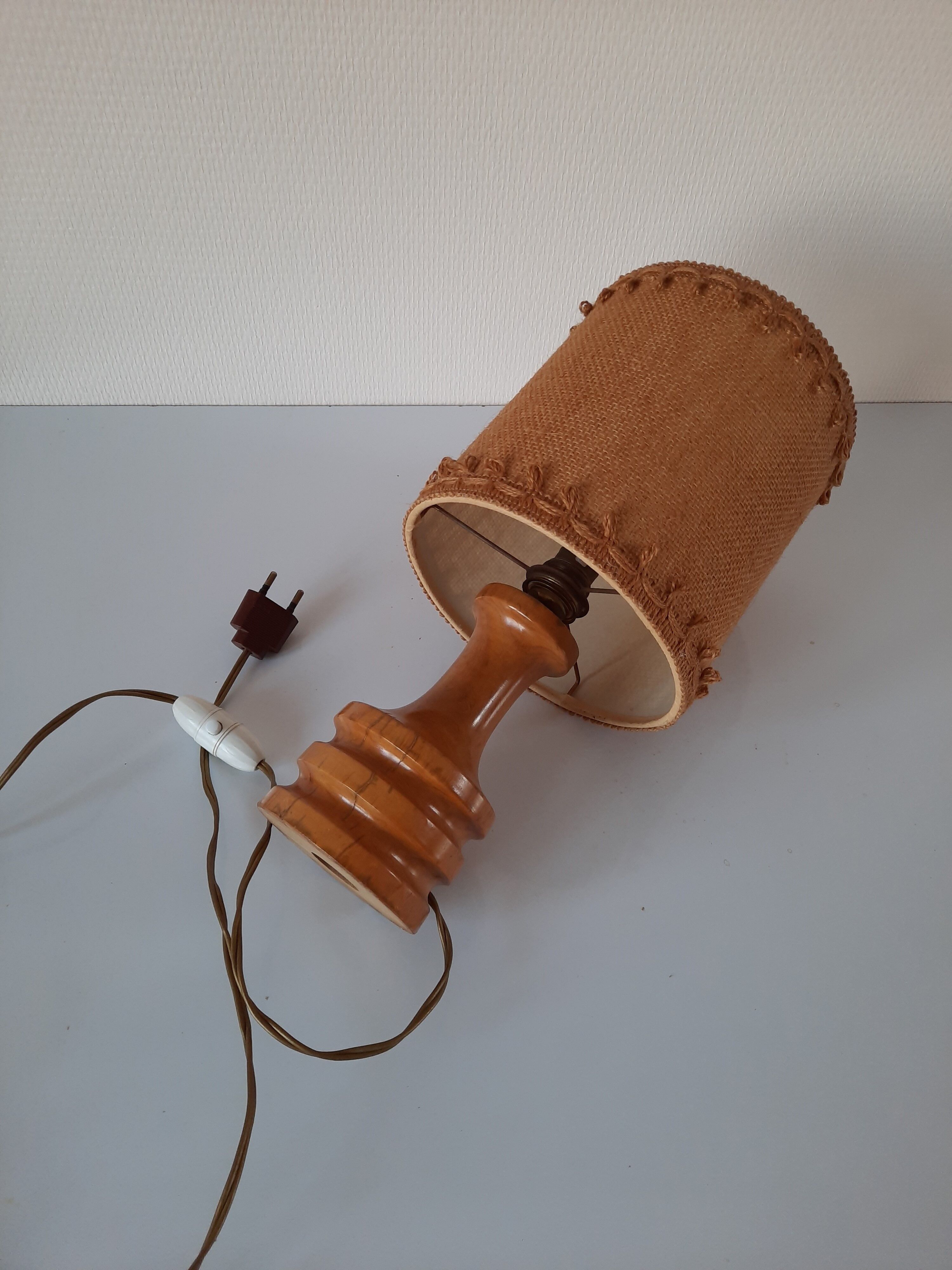 70s olive wood bedside lamp